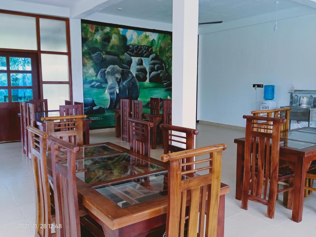 Discovery Resort Ratnapura Kültér fotó