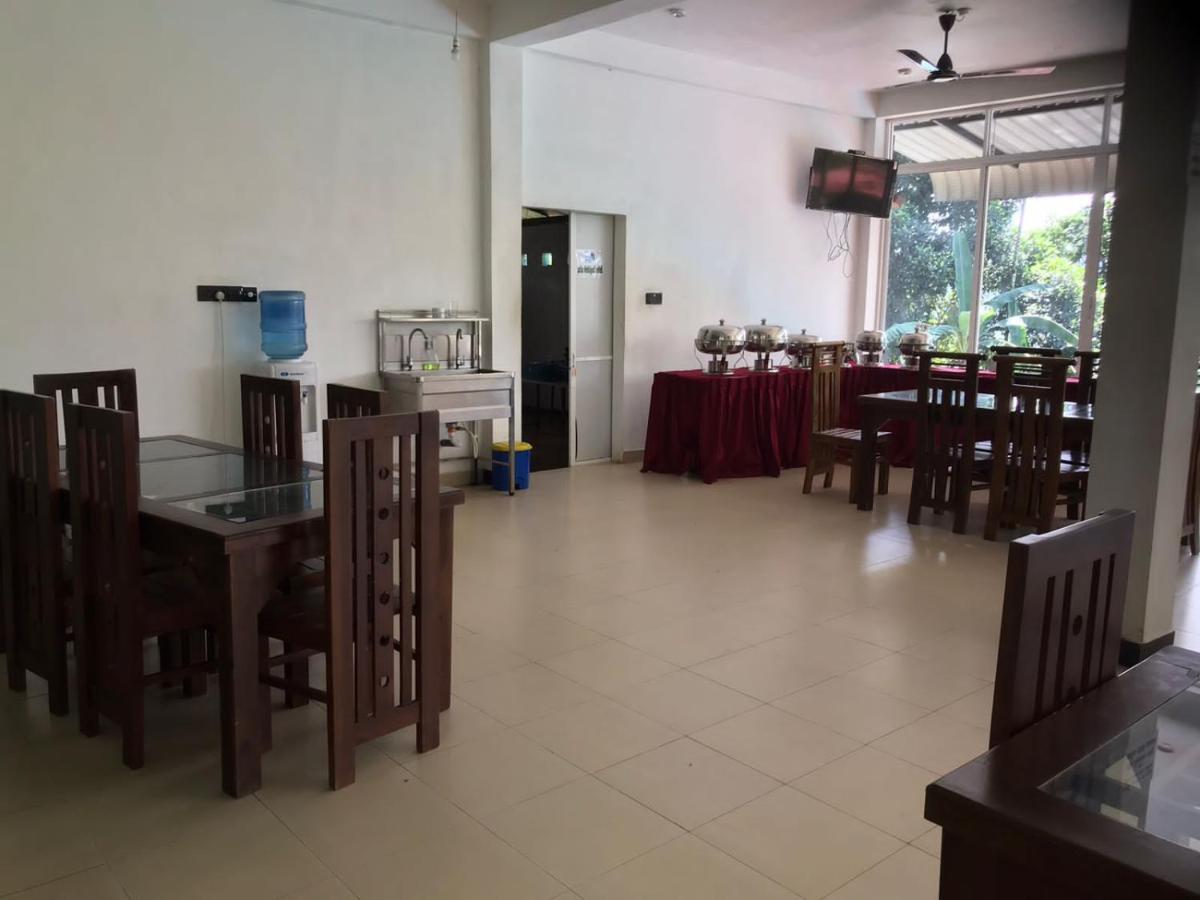 Discovery Resort Ratnapura Kültér fotó