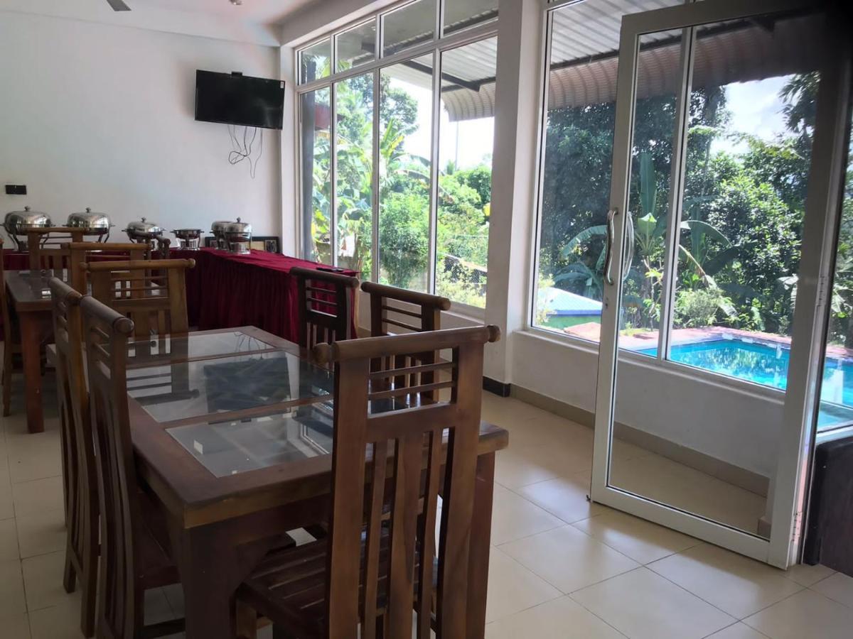Discovery Resort Ratnapura Kültér fotó